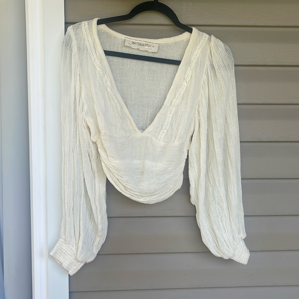Jen’s Pirate Booty Cream blouse size Small